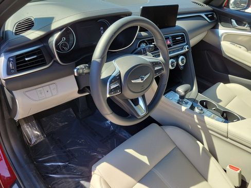 Used 2023 Genesis G70 2.0T RWD image 13