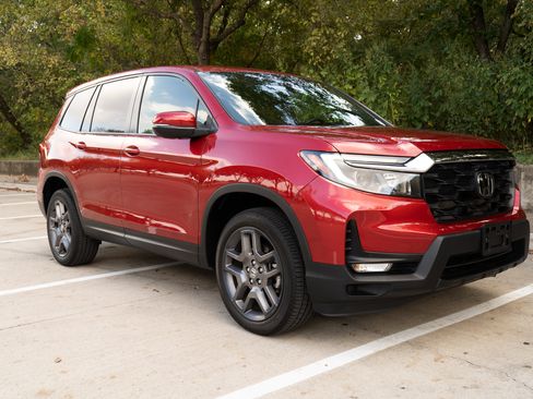 Certified 2022 Honda Passport EX-L image 2