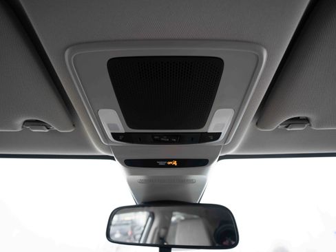 New 2026 Honda HR-V LX image 18