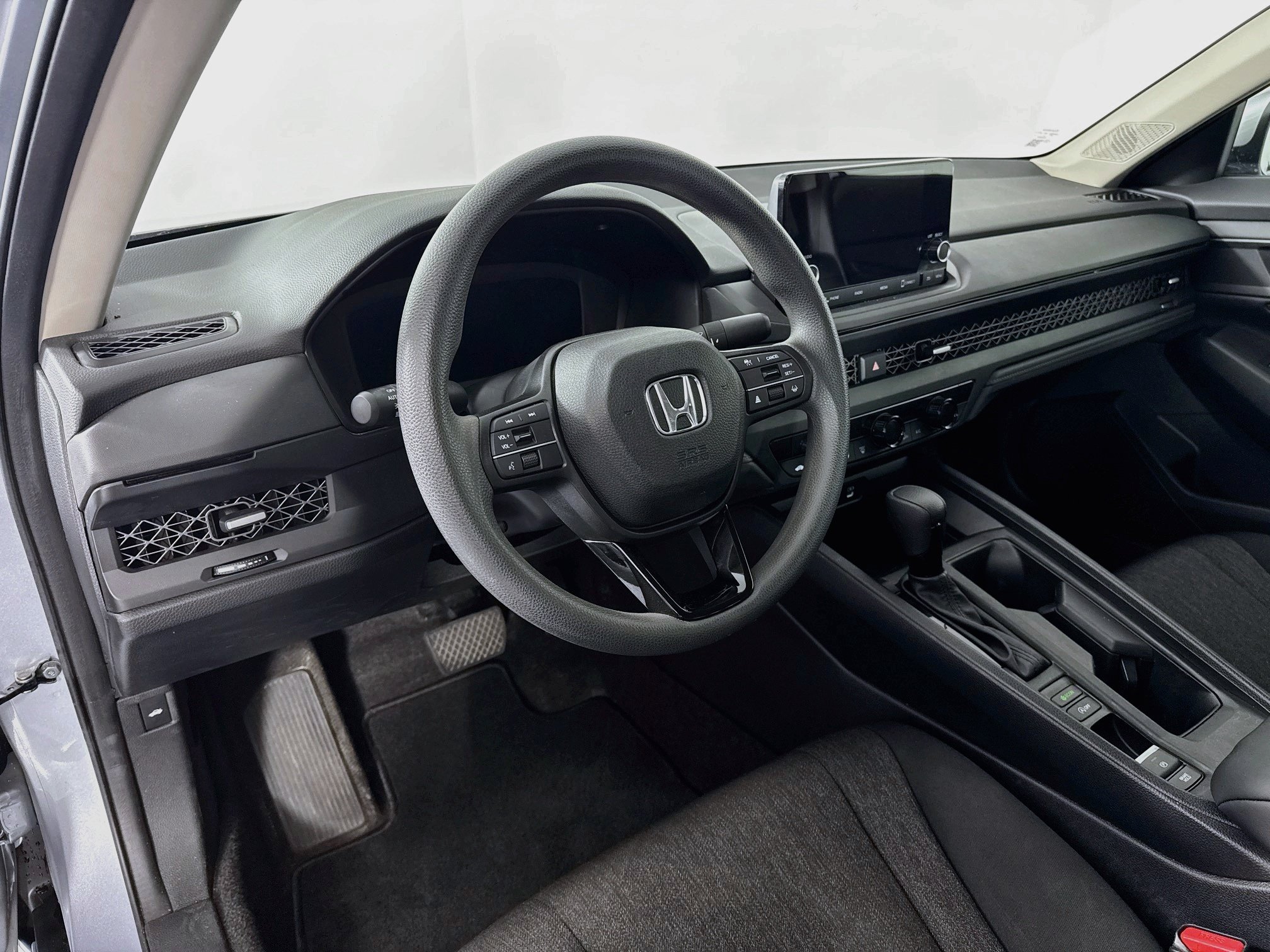 Certified 2023 Honda Accord EX image 9