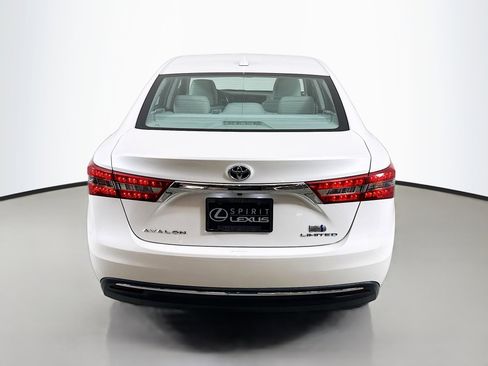 Used 2018 Toyota Avalon Limited image 6