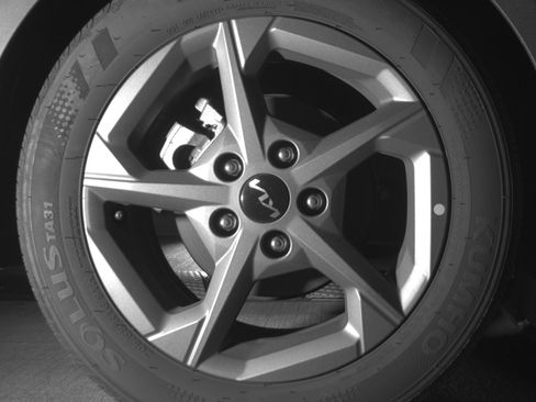 Used 2025 Kia K4 LXS image 15