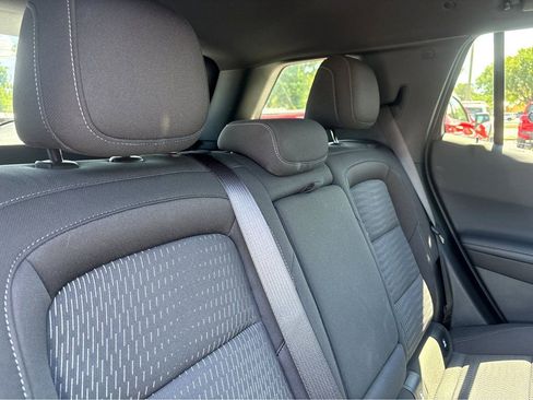 Used 2026 Chevrolet Equinox LT FWD image 12