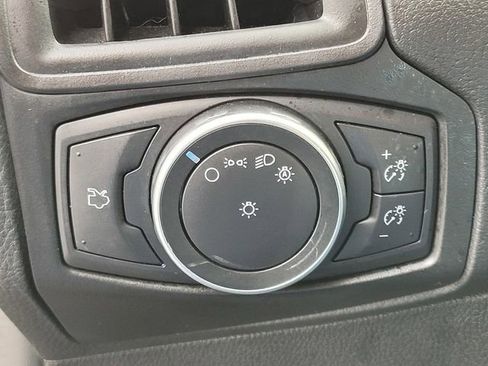 Used 2018 Ford Focus S image 29