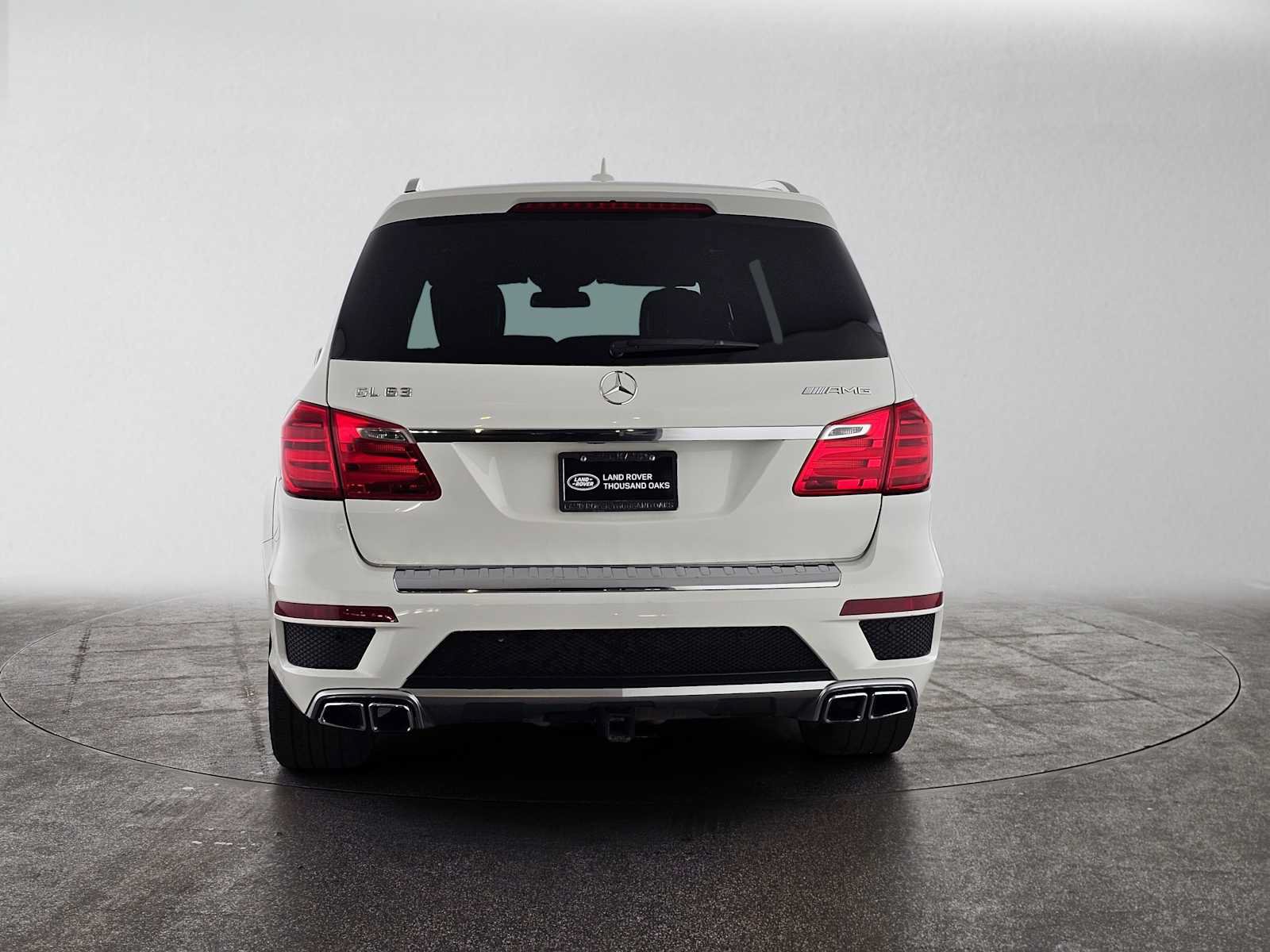 Used 2015 Mercedes-Benz GL 63 AMG 4MATIC image 4