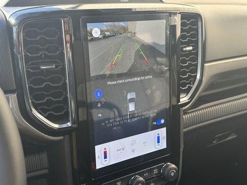 New 2025 Ford Ranger XLT w/ FX4 Off-Road Package image 29