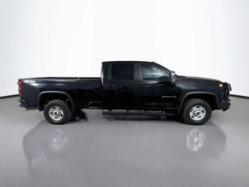 Used 2022 Chevrolet Silverado 2500 Custom w/ Custom Value Package AWD/4WD image 8
