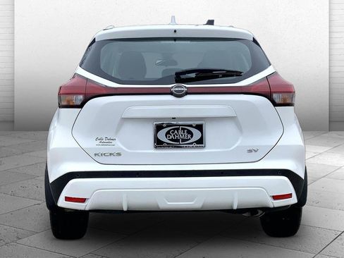 Used 2024 Nissan Kicks SV FWD image 3