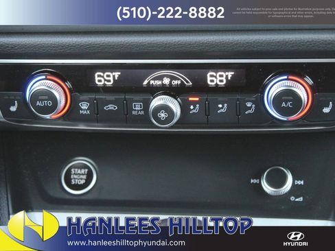 Used 2023 Audi Q3 2.0T Premium image 24