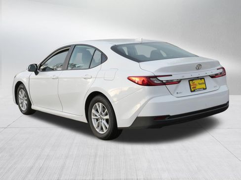 Certified 2025 Toyota Camry LE image 6
