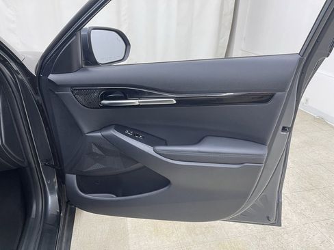 Used 2023 Kia Seltos EX image 8