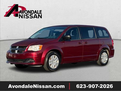 Used 2018 Dodge Grand Caravan SE w/ UConnect Hands-Free Group image 1