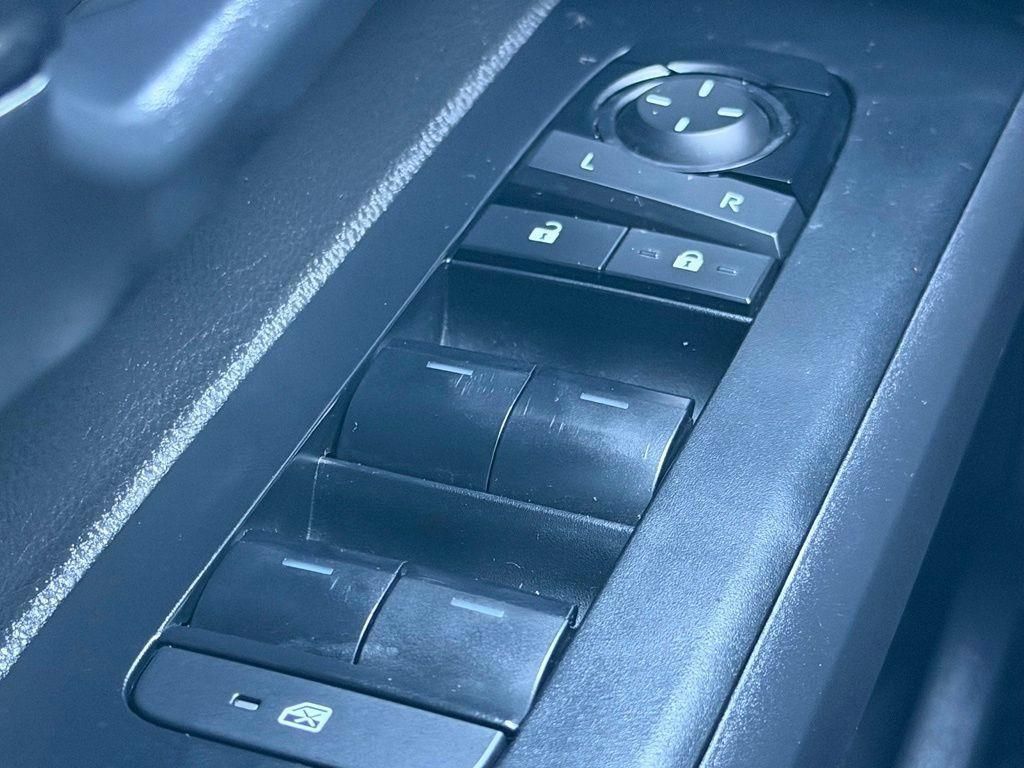 Used 2024 Toyota Tacoma SR5 RWD image 21
