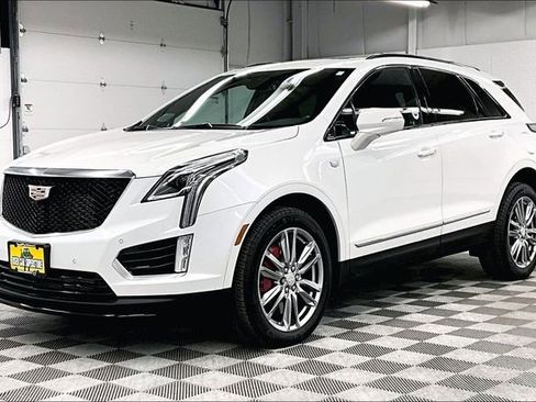 Used 2024 Cadillac XT5 Sportv w/ LPO, Floor Liner Package image 12