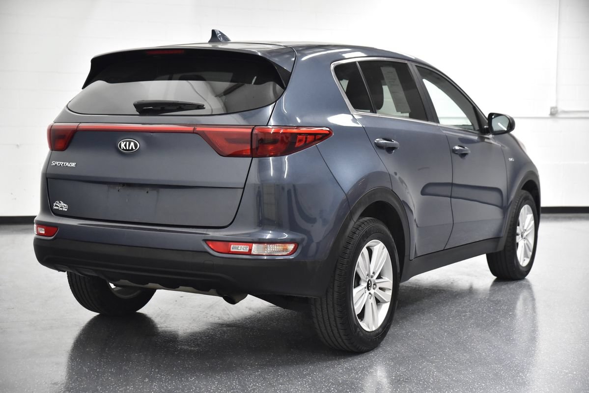 Used 2017 Kia Sportage LX AWD/4WD image 4