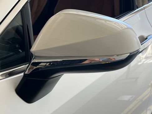 Used 2025 Lexus NX 250 FWD w/ Premium Package image 16