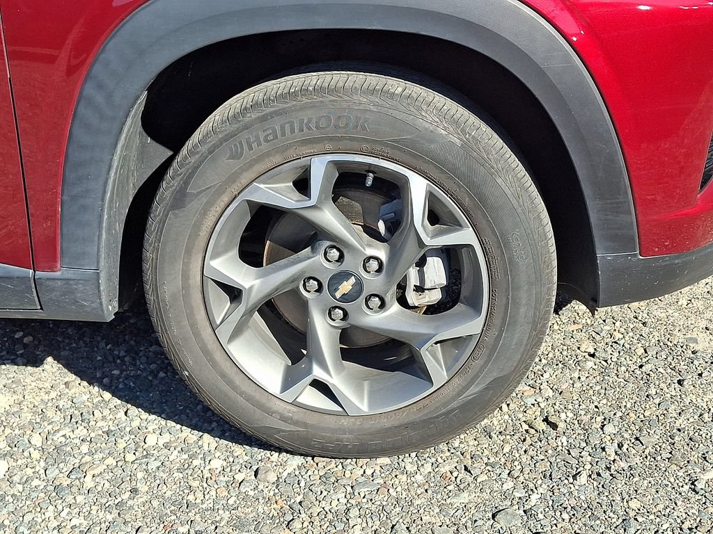 Certified 2024 Chevrolet Trax LT FWD image 33