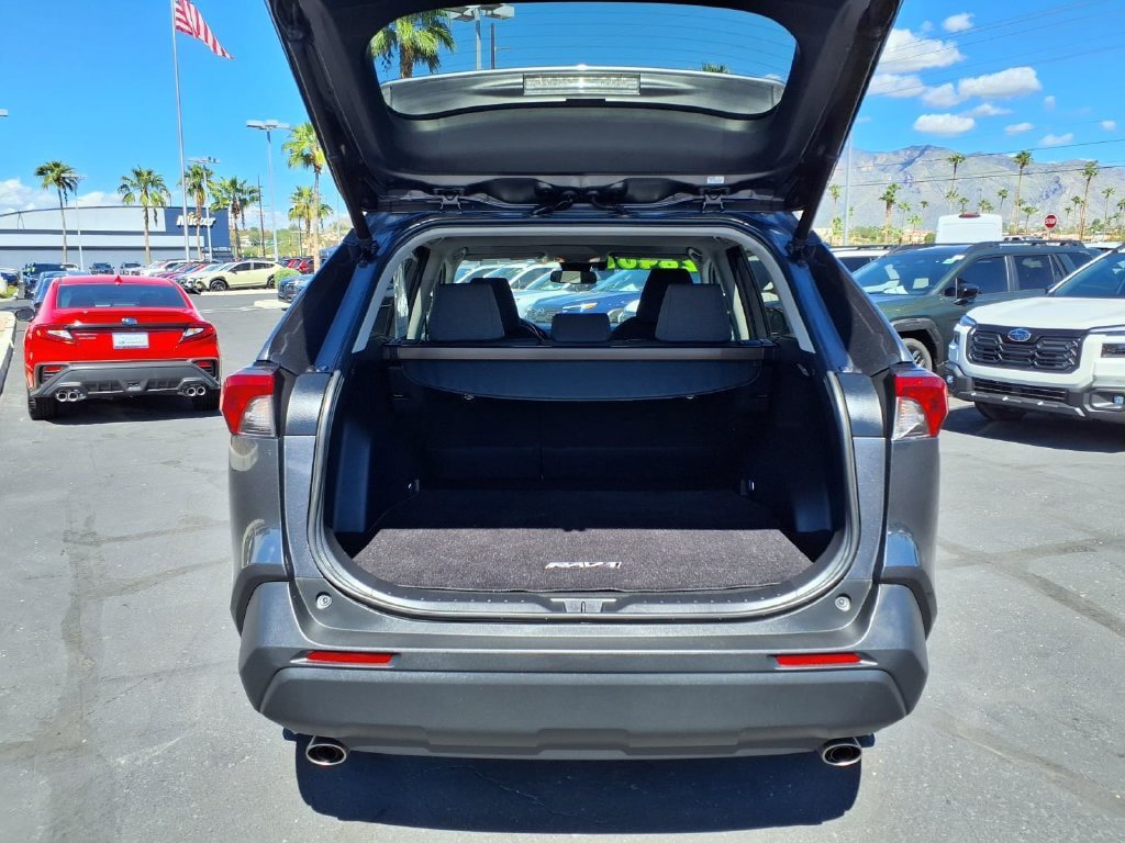 Used 2021 Toyota RAV4 XLE w/ Convenience Package AWD/4WD image 15
