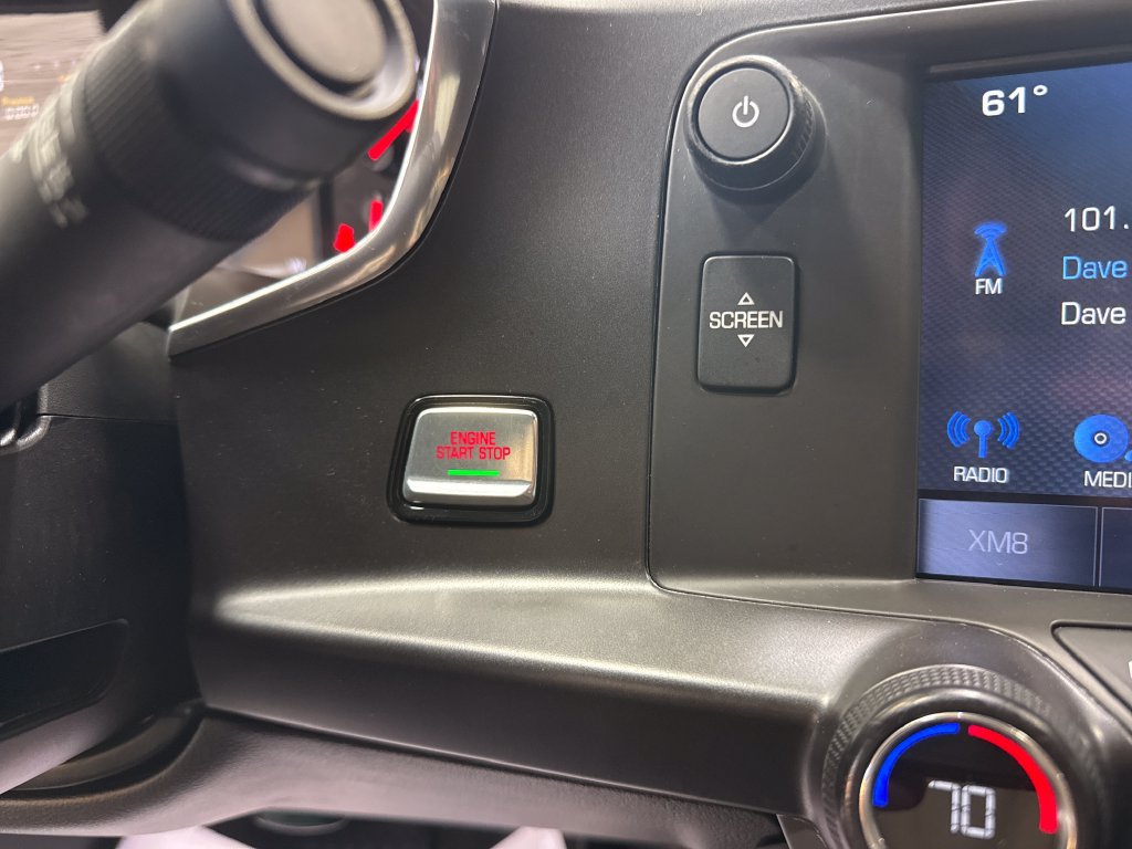 Used 2019 Chevrolet Corvette Stingray Coupe w/ 1LT RWD image 11