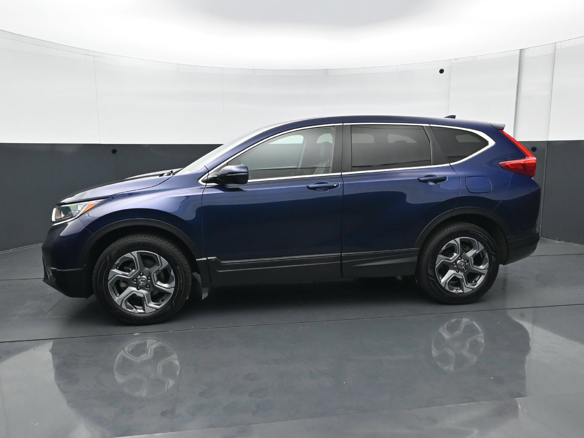 Used 2019 Honda CR-V EX-L image 2