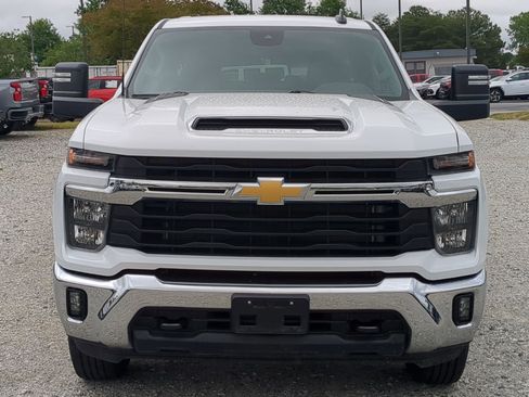 Certified 2025 Chevrolet Silverado 2500 LT w/ Convenience Package AWD/4WD image 3