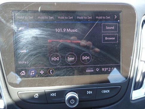 Used 2020 Chevrolet Malibu LT FWD image 16