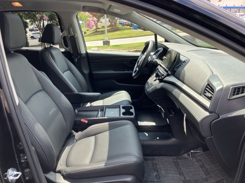 Used 2026 Honda Odyssey EX-L image 36