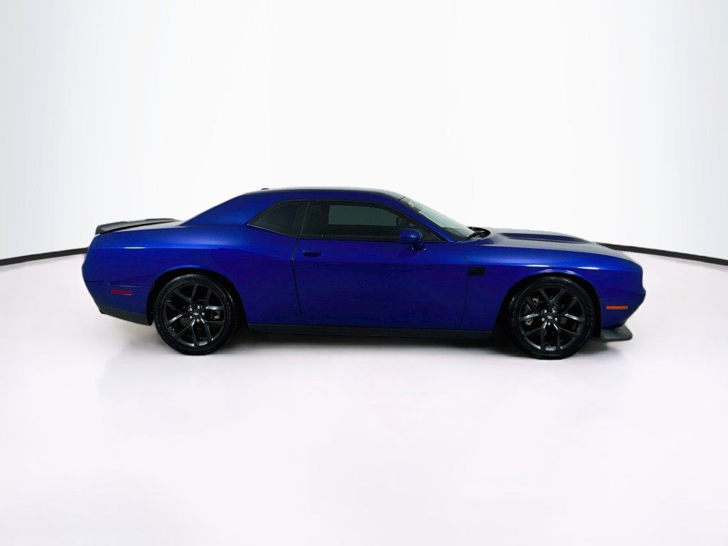 Used 2022 Dodge Challenger GT w/ Blacktop Package RWD image 9