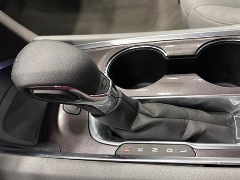 Used 2022 Chevrolet Malibu LT FWD image 23