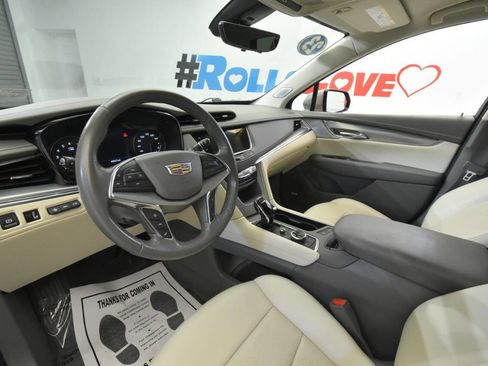 Used 2023 Cadillac XT5 Premium Luxury w/ Technology Package image 13