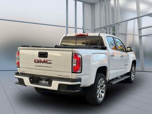 Used 2022 GMC Canyon Denali image 6