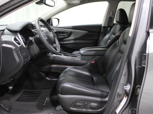 Used 2023 Nissan Murano SL w/ SL Moonroof Package image 3