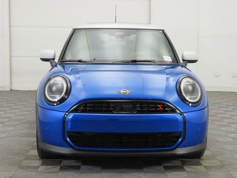 New 2026 MINI Cooper S image 2