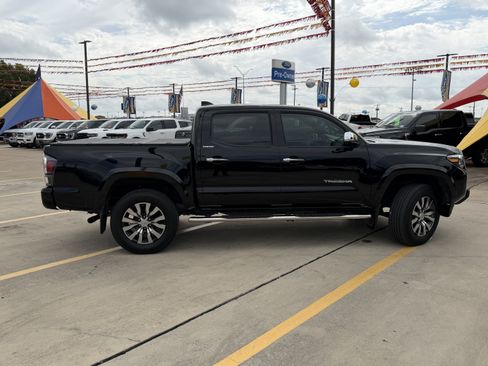 Used 2023 Toyota Tacoma Limited RWD image 4