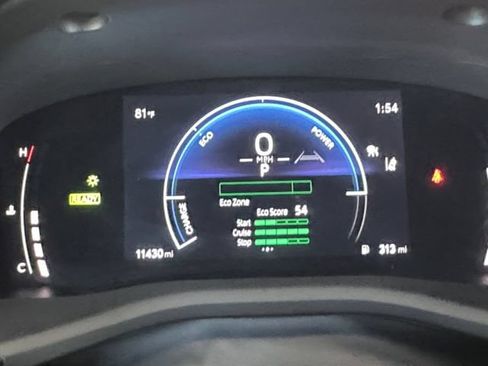 Used 2025 Toyota Camry SE w/ Convenience Package FWD image 11
