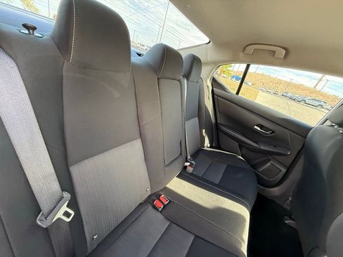 Used 2022 Nissan Sentra SV image 15