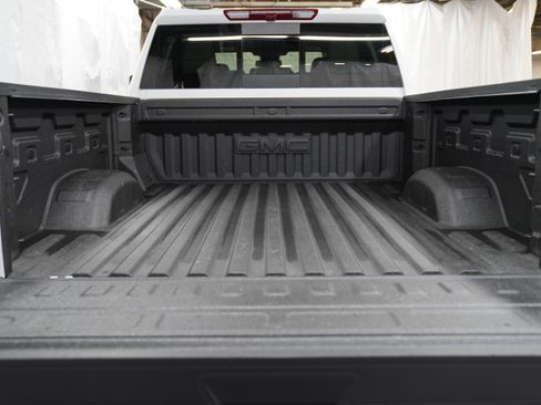 Used 2024 GMC Sierra 3500 SLE image 7