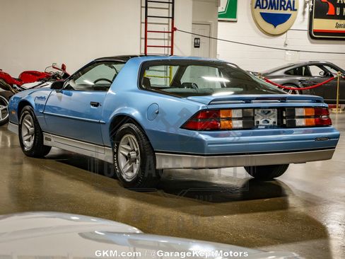 Used 1988 Chevrolet Camaro LT image 12