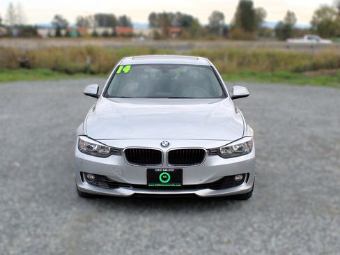 Used 2014 BMW 328i xDrive XI SULEV image 2