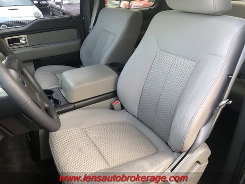 Used 2010 Ford F150 Lariat image 12