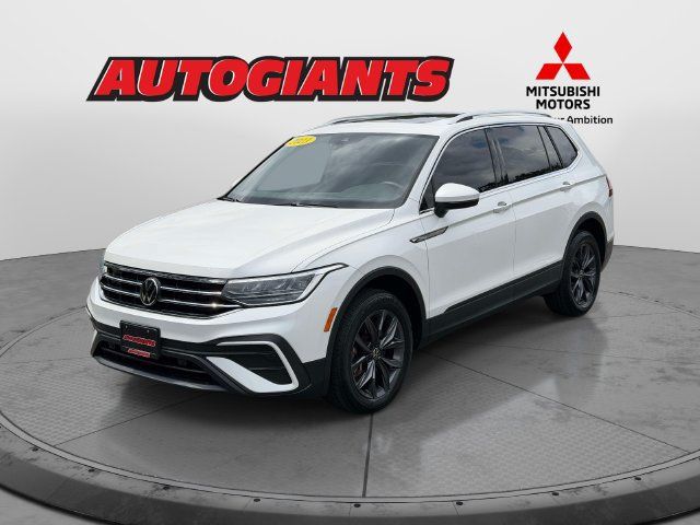 Used 2023 Volkswagen Tiguan SE w/ Panoramic Sunroof Package AWD/4WD image 7