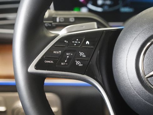 Certified 2024 Mercedes-Benz GLE 350 4MATIC image 16