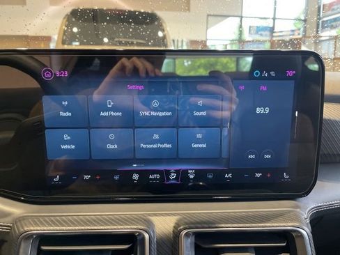Used 2025 Ford Mustang GT Premium RWD image 8