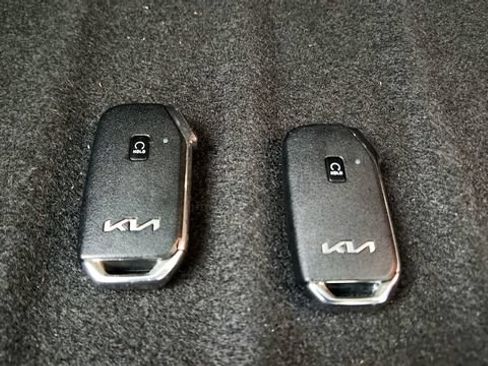 Used 2023 Kia Niro Wind FWD image 78