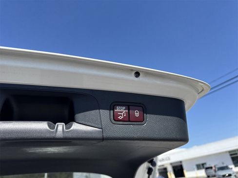 Used 2016 Mercedes-Benz GLC 300 image 29