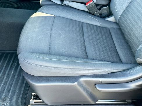 Used 2024 Chevrolet Silverado 3500 LT image 19