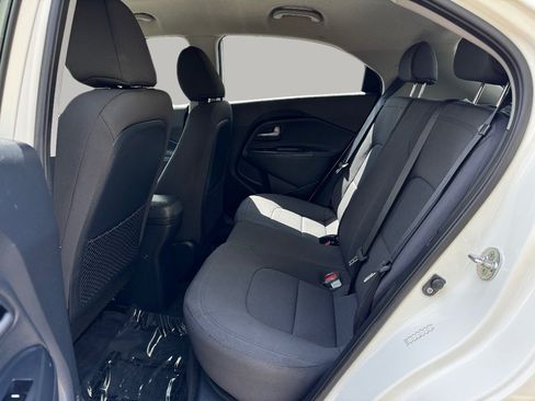 Used 2015 Kia Rio EX FWD image 17