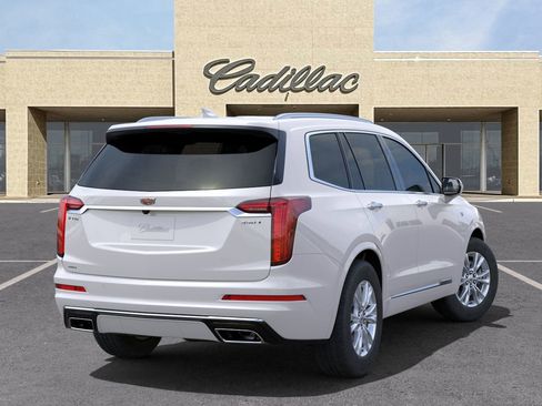 New 2025 Cadillac XT6 Luxury image 4