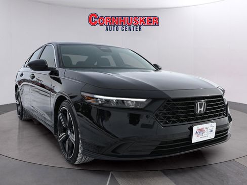 Used 2024 Honda Accord Sport image 1