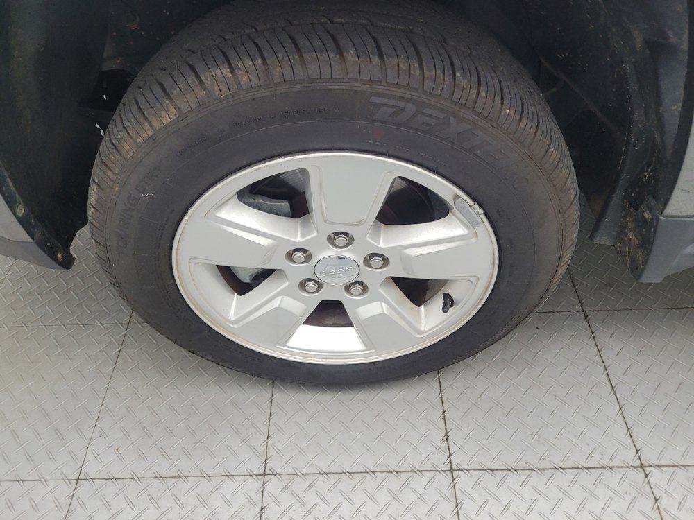 Used 2014 Jeep Compass Sport w/ Power Value Group FWD image 31